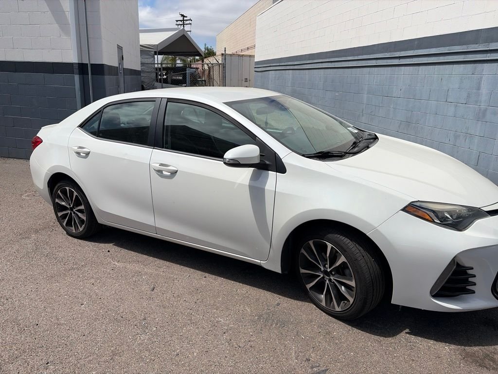 Used 2019 White Toyota SE image 19