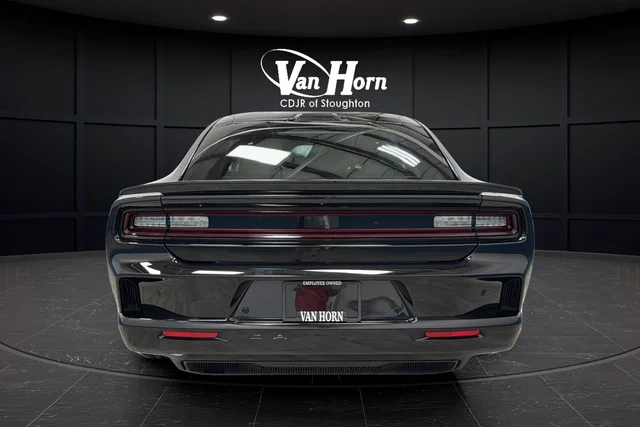 Used 2025 Diamond Black Dodge R/T Scat Pack image 6