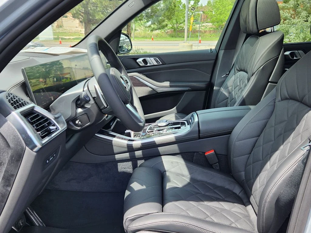 New 2026 Brooklyn Grey Metallic BMW xDrive40i image 10