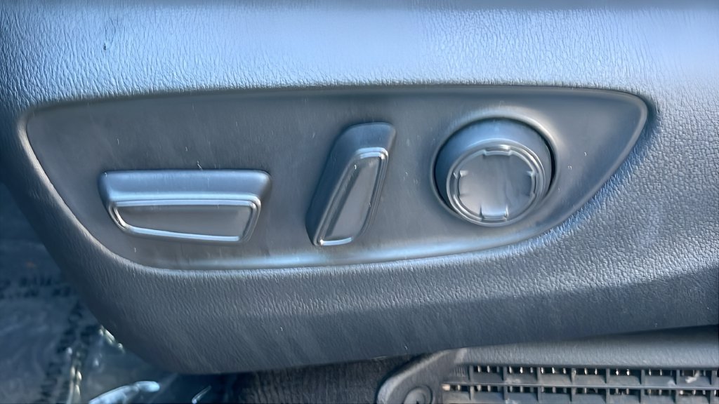 Used 2025 Beige Toyota XLE image 16