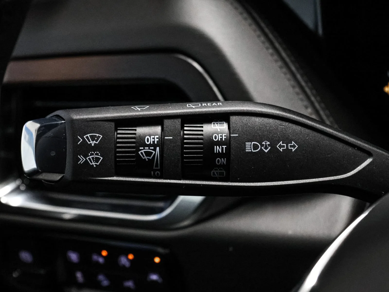 2026 GMC Yukon XL Denali - Photo 38