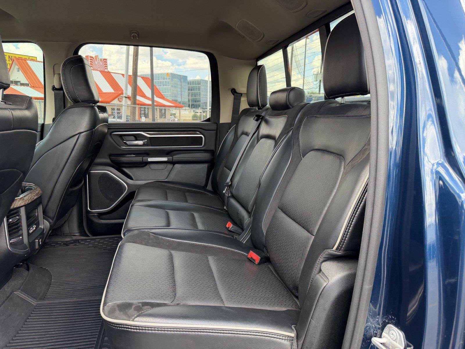 Used 2020 Patriot Blue Pearlcoat Ram Laramie image 18