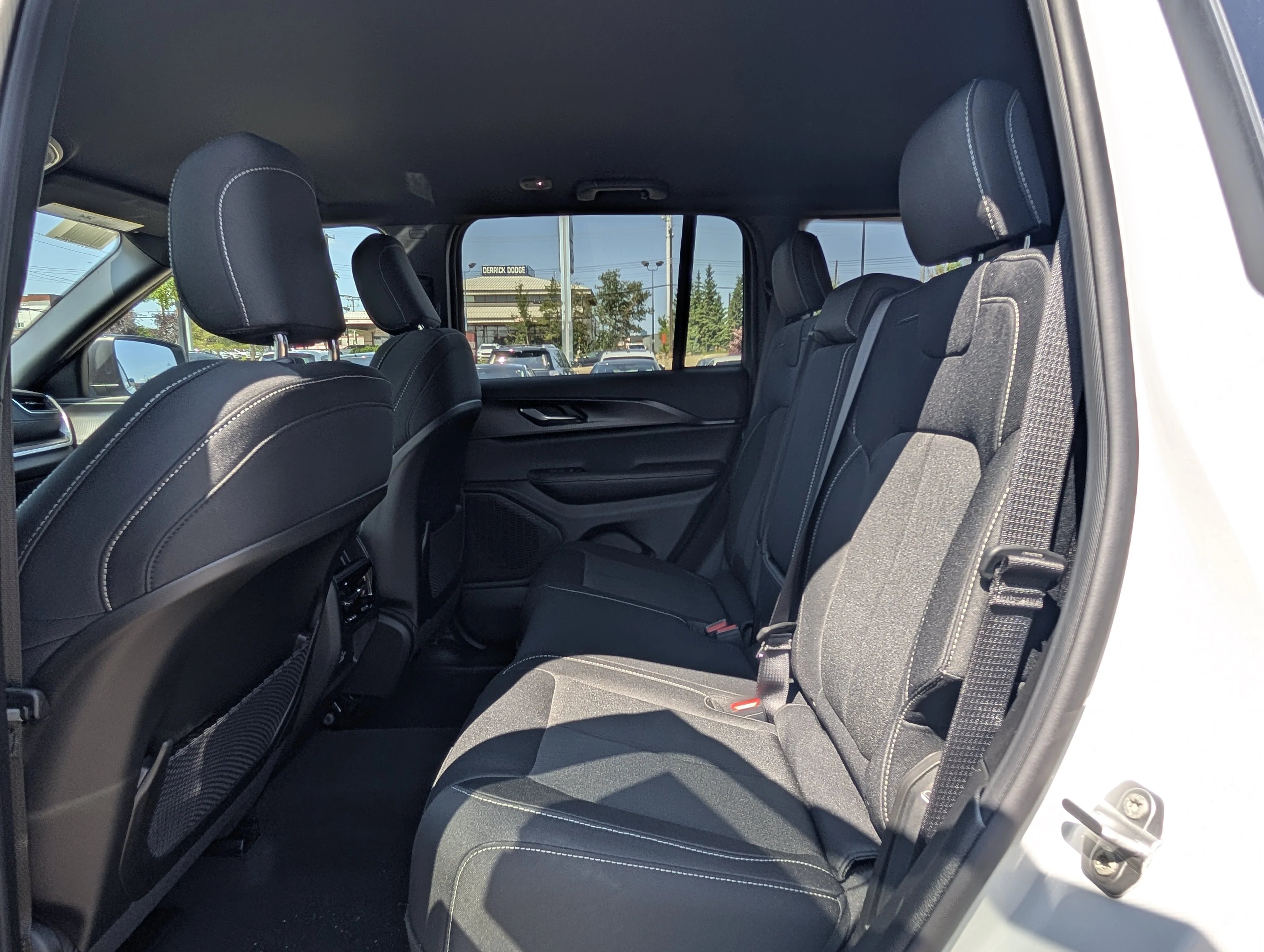 New 2025 Bright White Jeep Laredo image 21