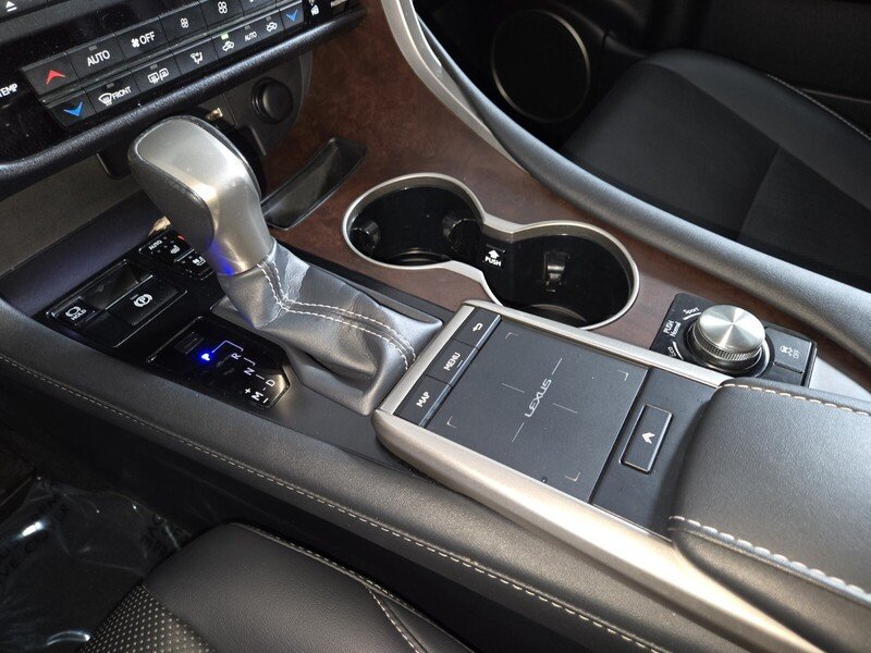 Certified Used 2020 Gray Pearl Lexus  image 34