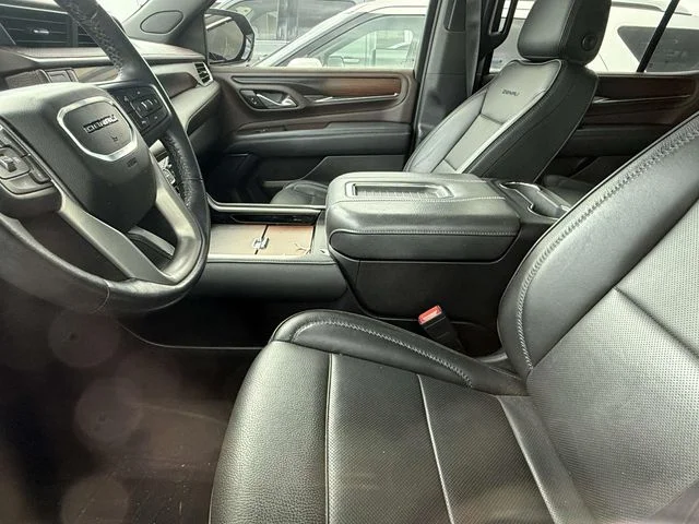 Used 2022 Black GMC Denali image 9