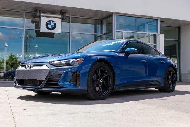 2022 Audi e-tron GT Prestige quattro's photo