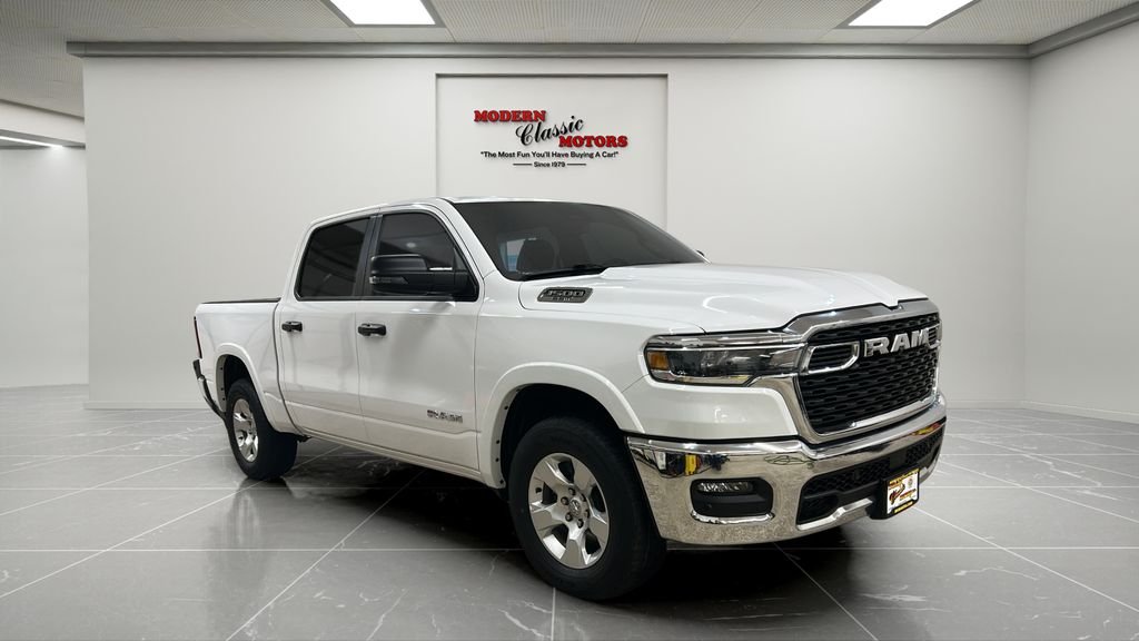 2025 RAM 1500 Big Horn/Lone Star 4x4 Crew Cab 5'7's photo
