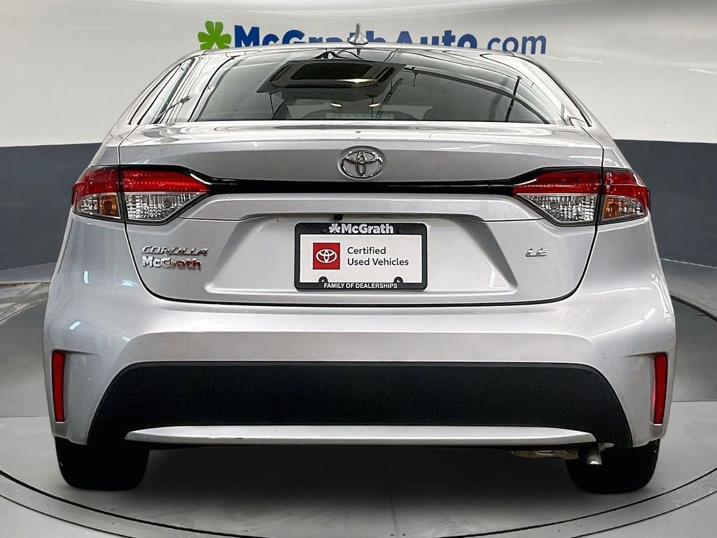 Used 2020 Silver Toyota LE image 6