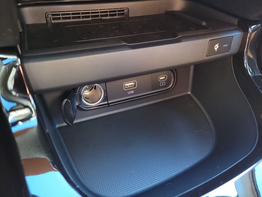 New 2026 Black Kia EX image 36