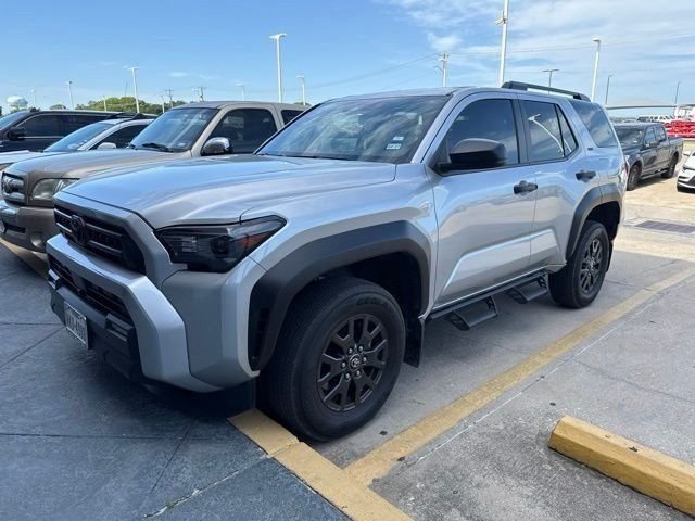 Used 2025  Toyota SR5 image 2