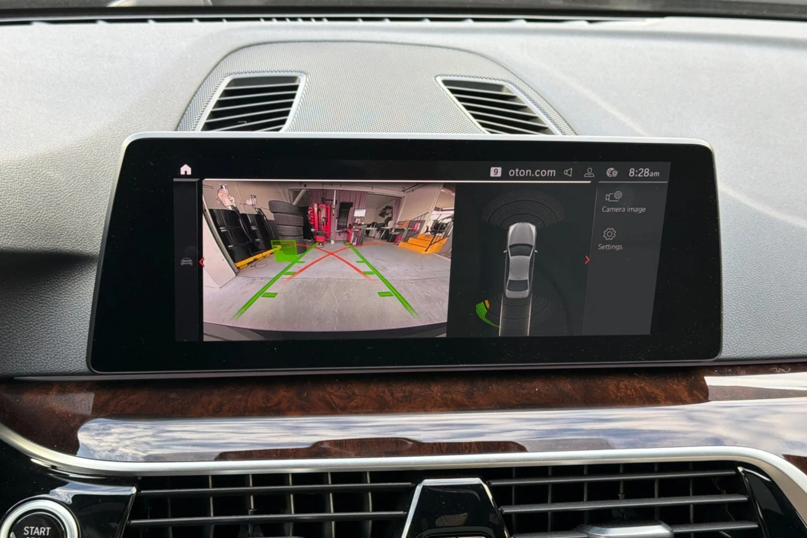 Used 2020 Black Sapphire Metallic BMW 540i image 18