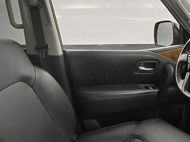 Used 2023 Blue Nissan SL image 34