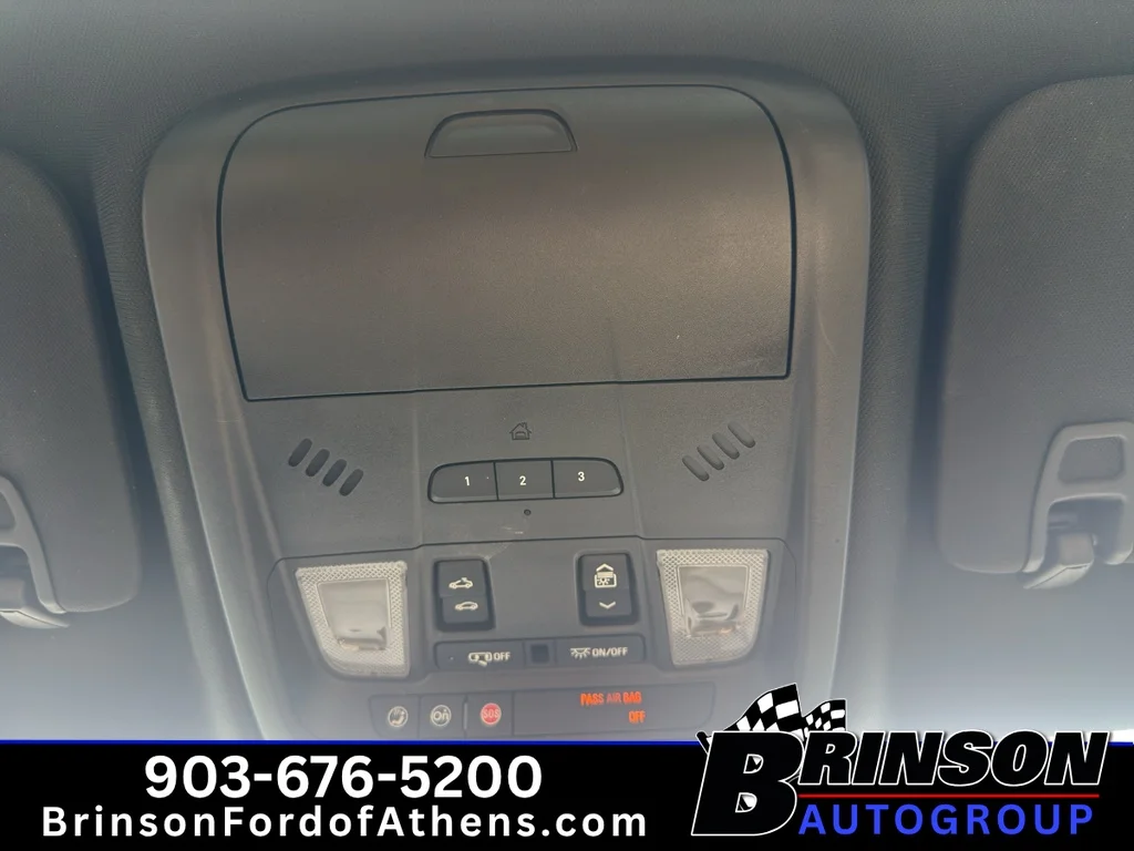 Used 2017 Silver Coast Metallic Cadillac Luxury FWD image 20