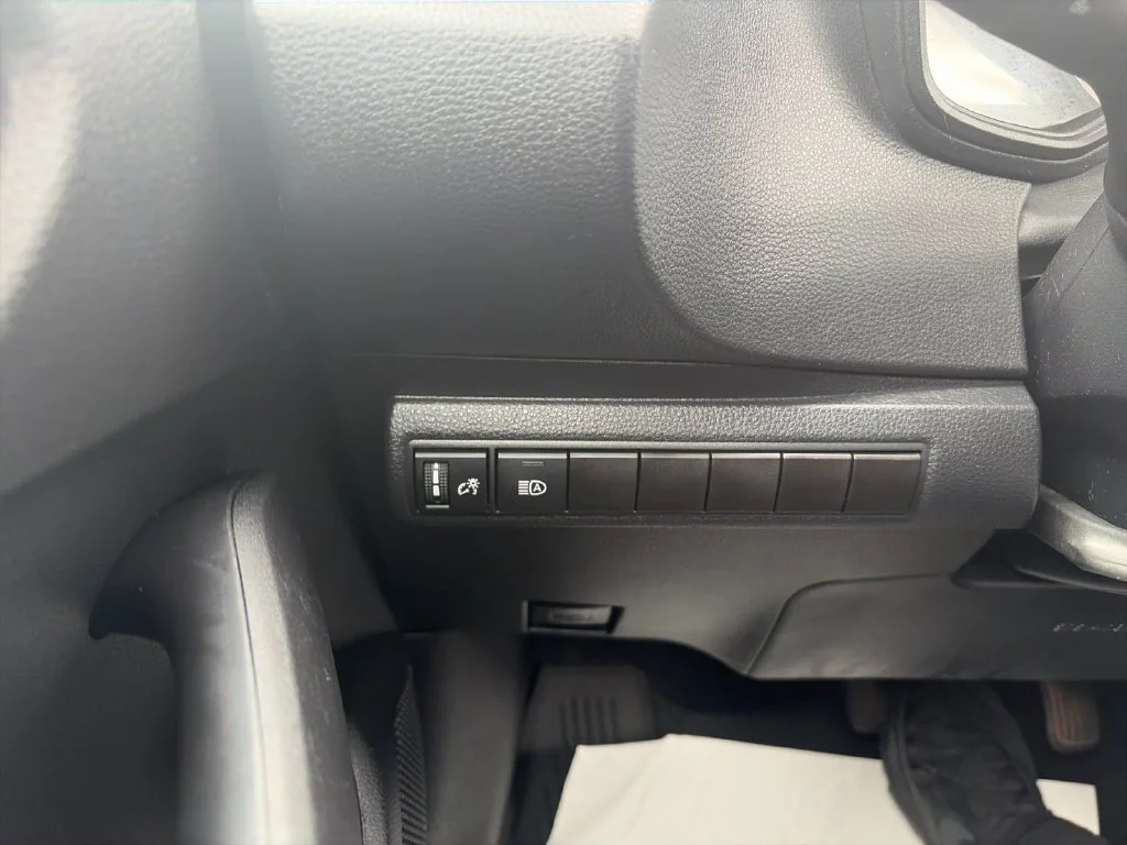 Used 2021 Silver Toyota LE image 31