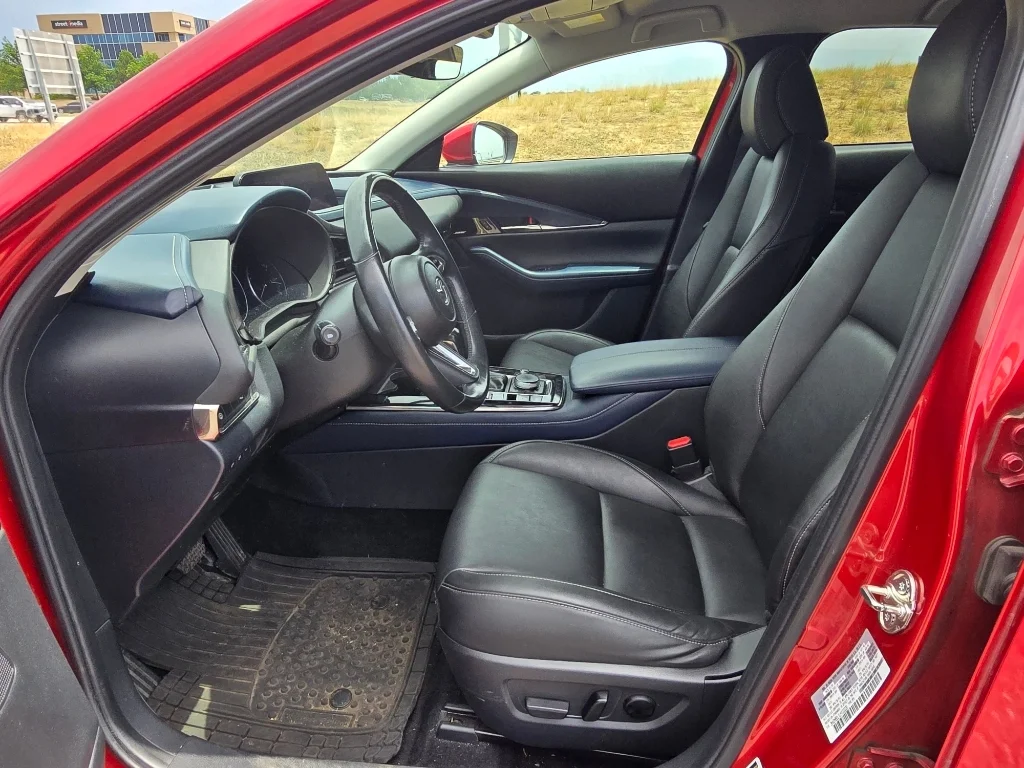 Used 2020 Soul Red Crystal Metallic Mazda Preferred Package image 12