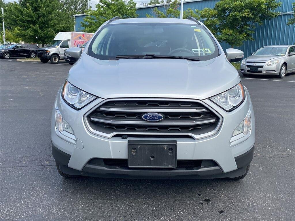 Used 2022 Moondust Silver Ford SE image 6