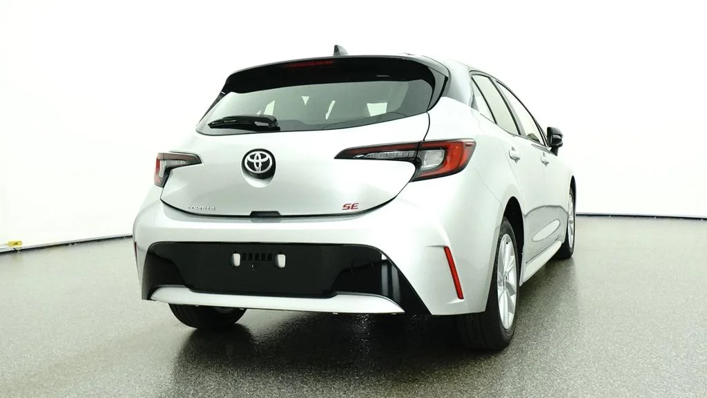 New 2027 Classic Silver Metallic with Black roof Toyota SE image 32