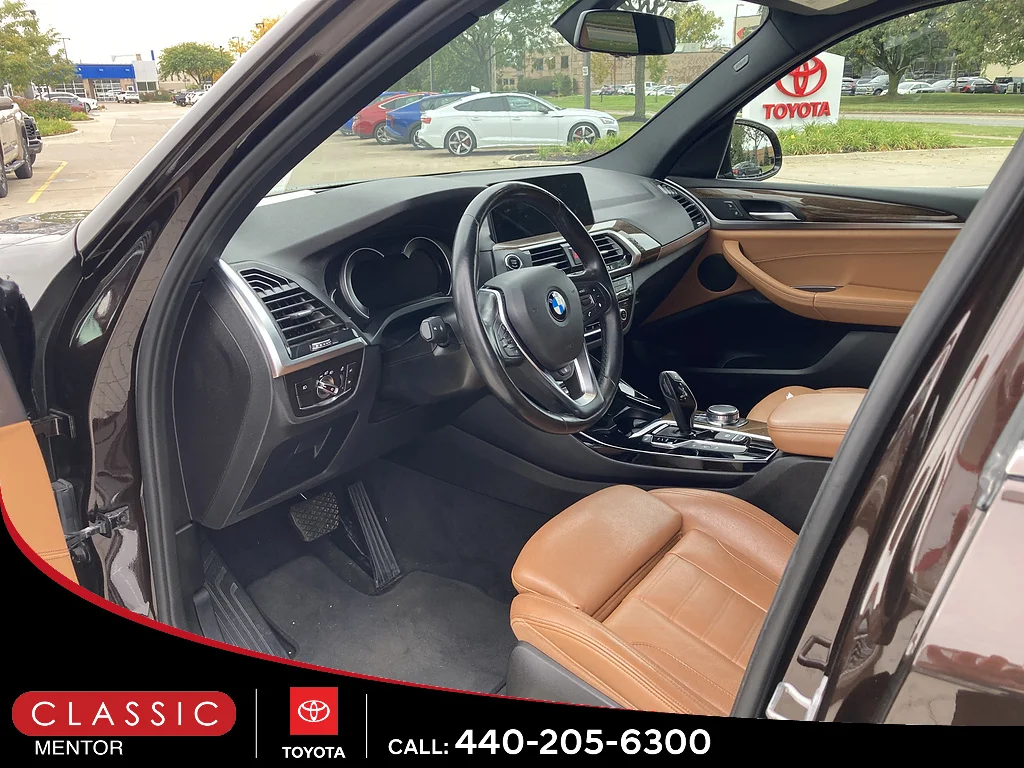 Used 2018 Terra Brown Metallic BMW xDrive30i image 3