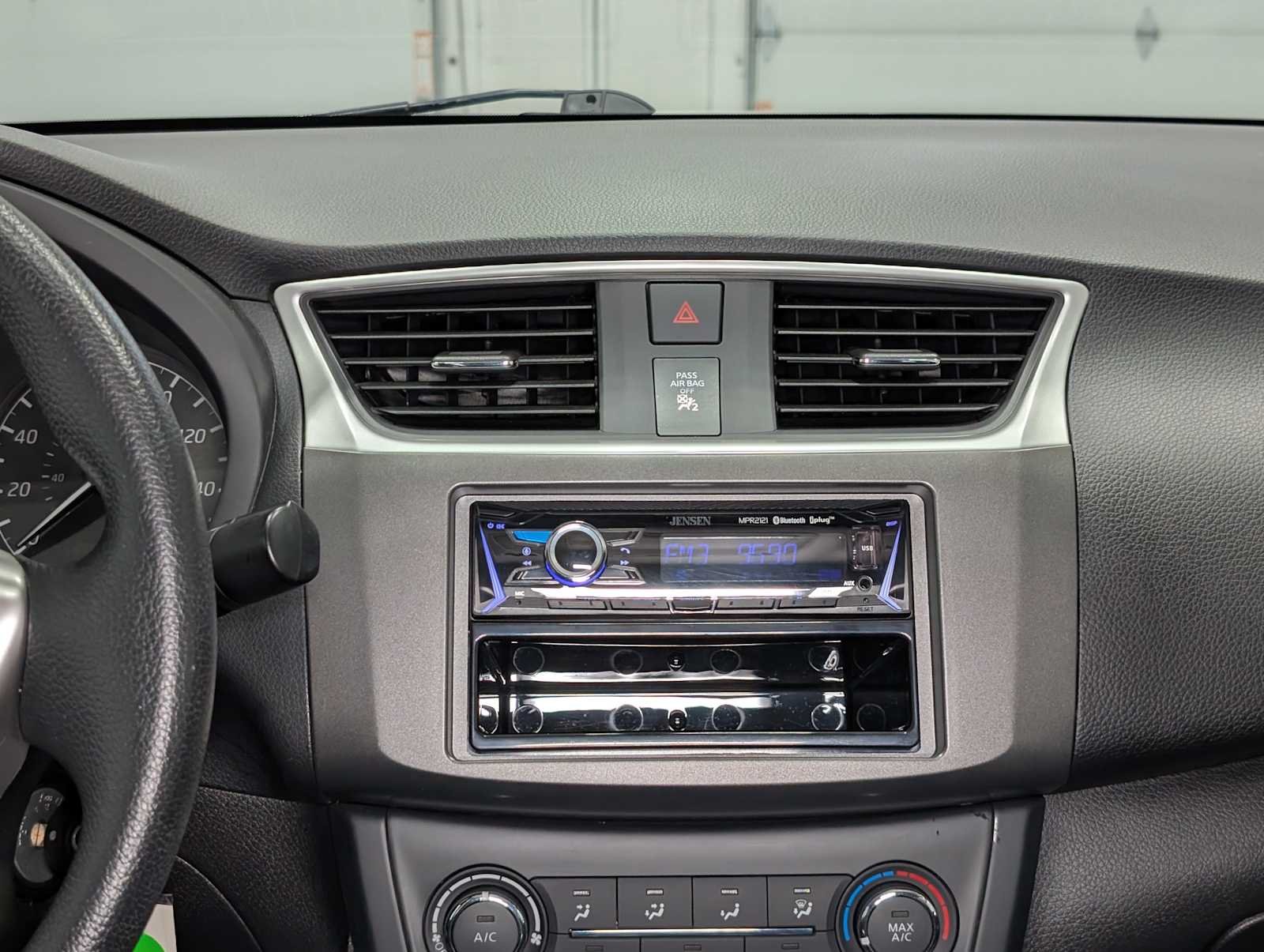 Used 2017 Brilliant Silver Nissan S image 18