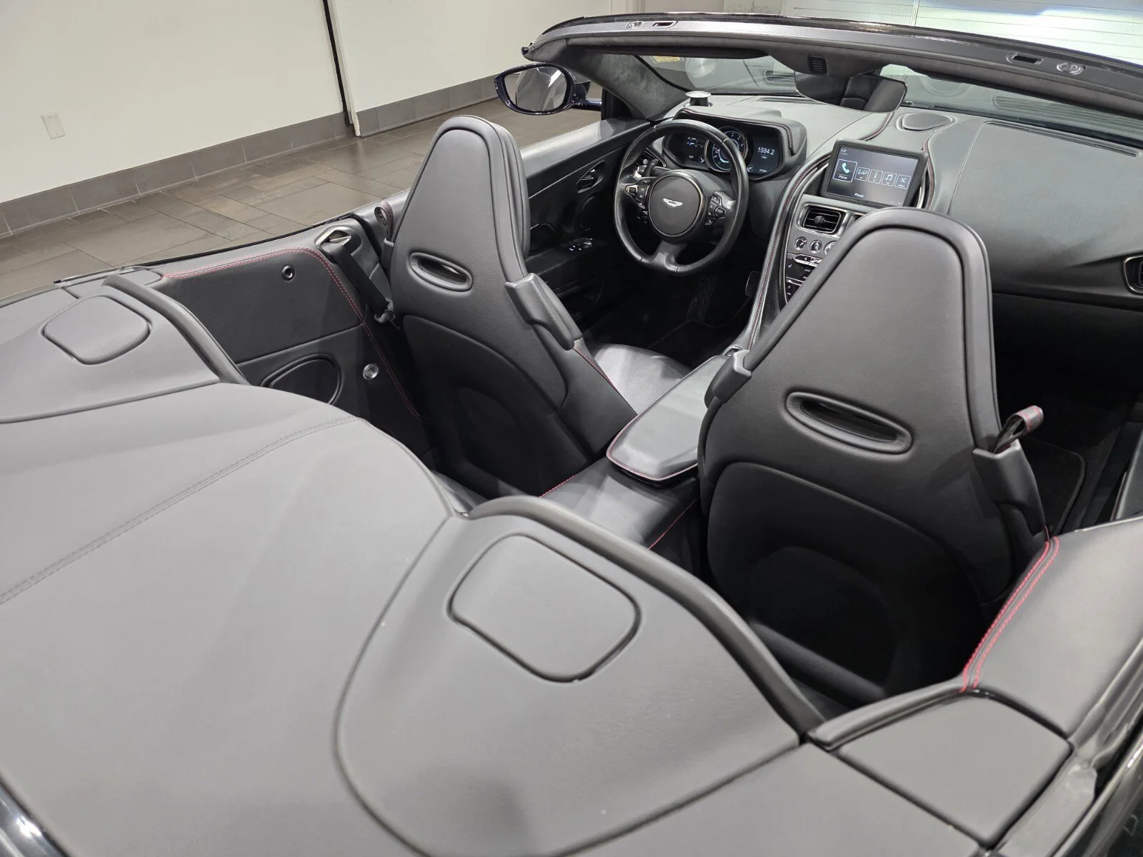 Used 2019 Jet Black Aston Martin Volante image 17