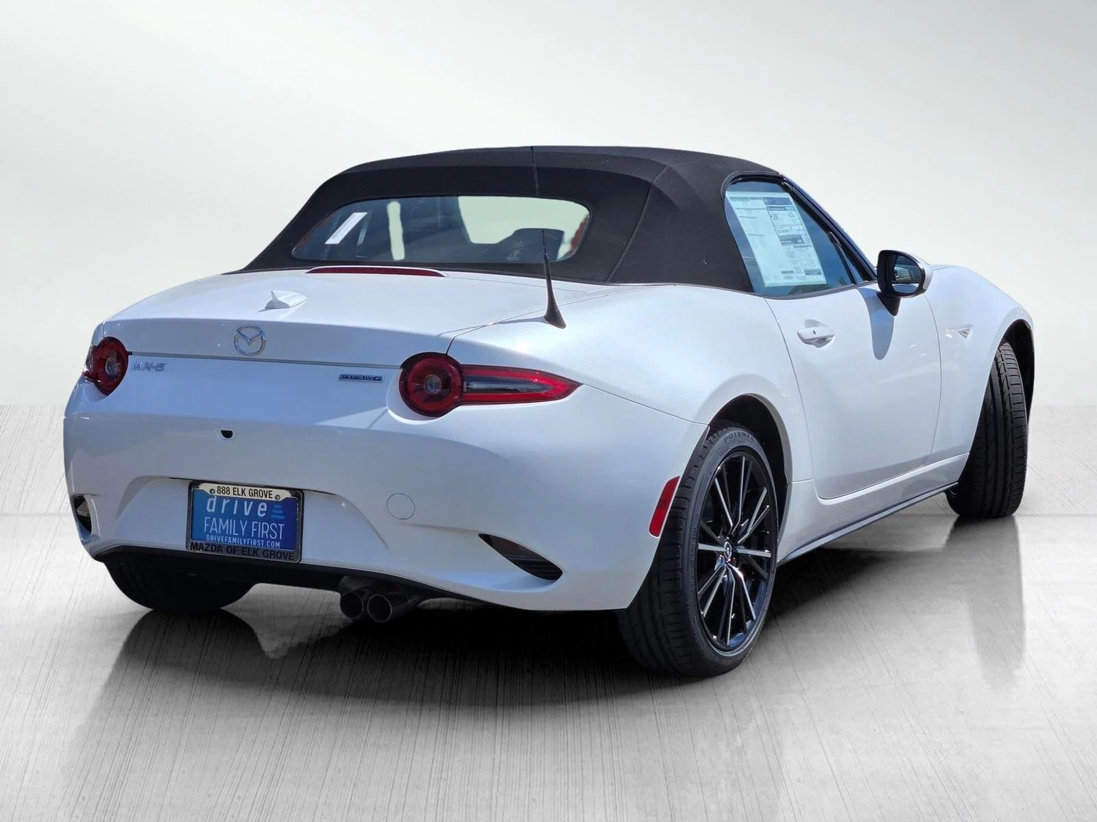 New 2026 Snowflake White Pearl Mica Mazda Grand Touring image 4