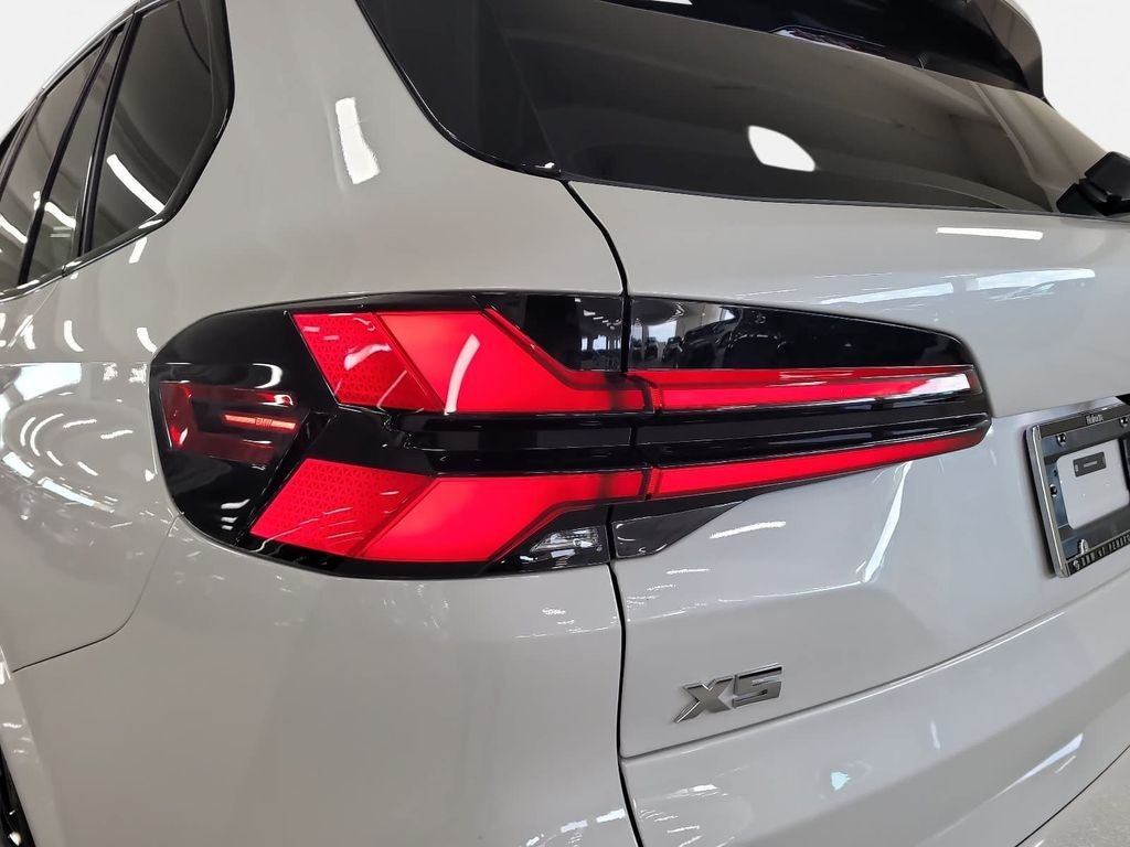 New 2026 Mineral White Metallic BMW M60i image 20