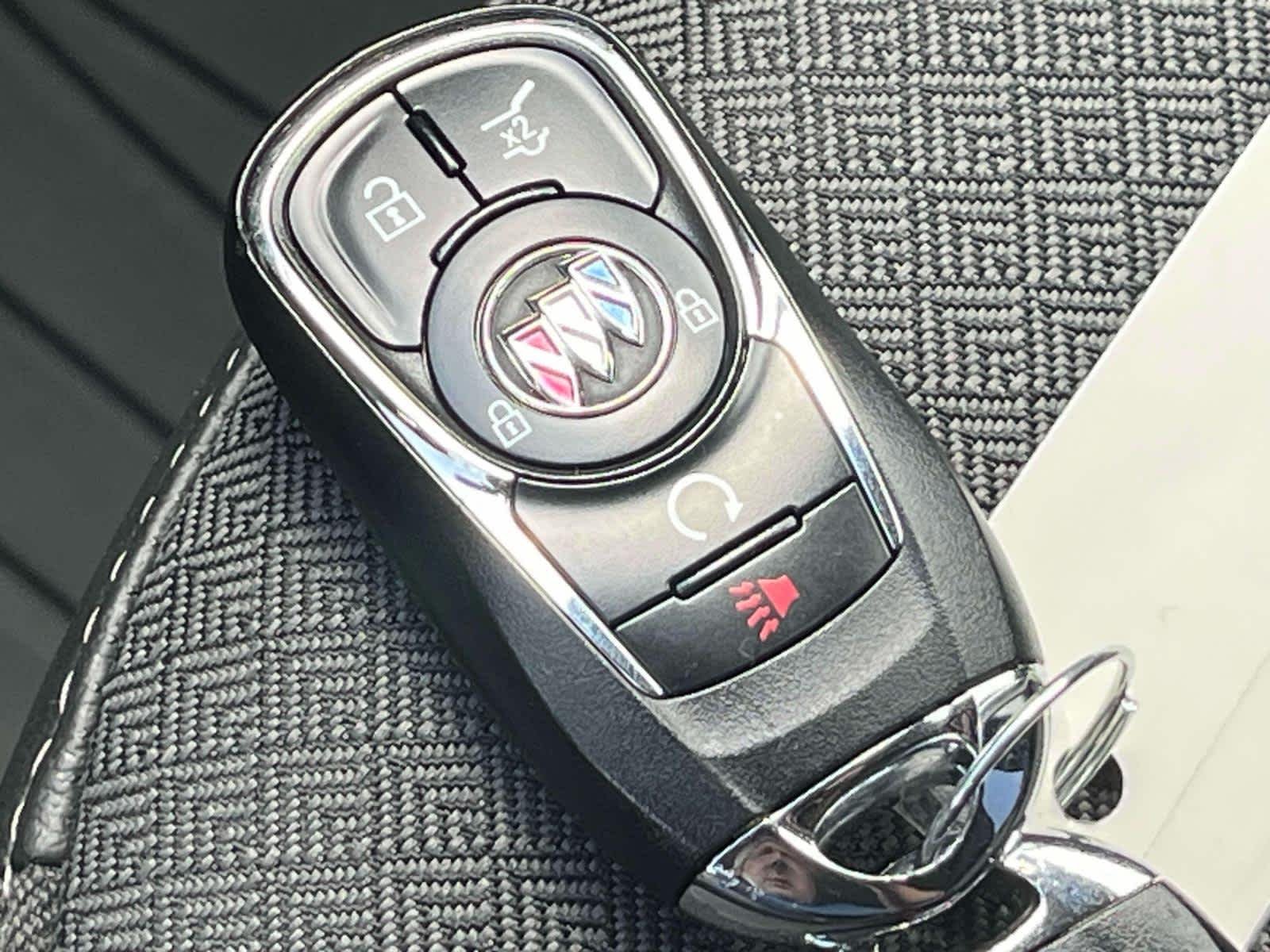 Certified Used 2023 Ebony Twilight Metallic Buick Select image 4