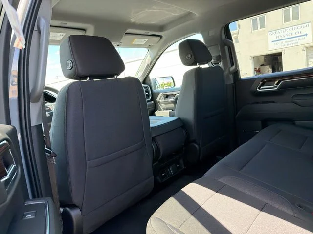 Used 2024 Gray GMC Elevation image 24