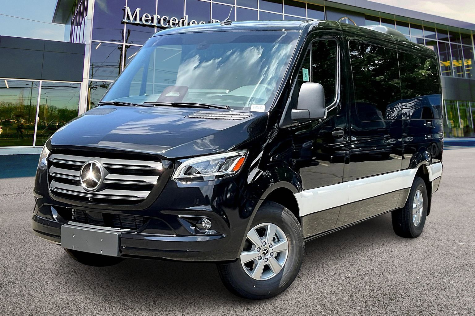 2025 Mercedes-Benz Sprinter Cargo Van Base - Photo 14