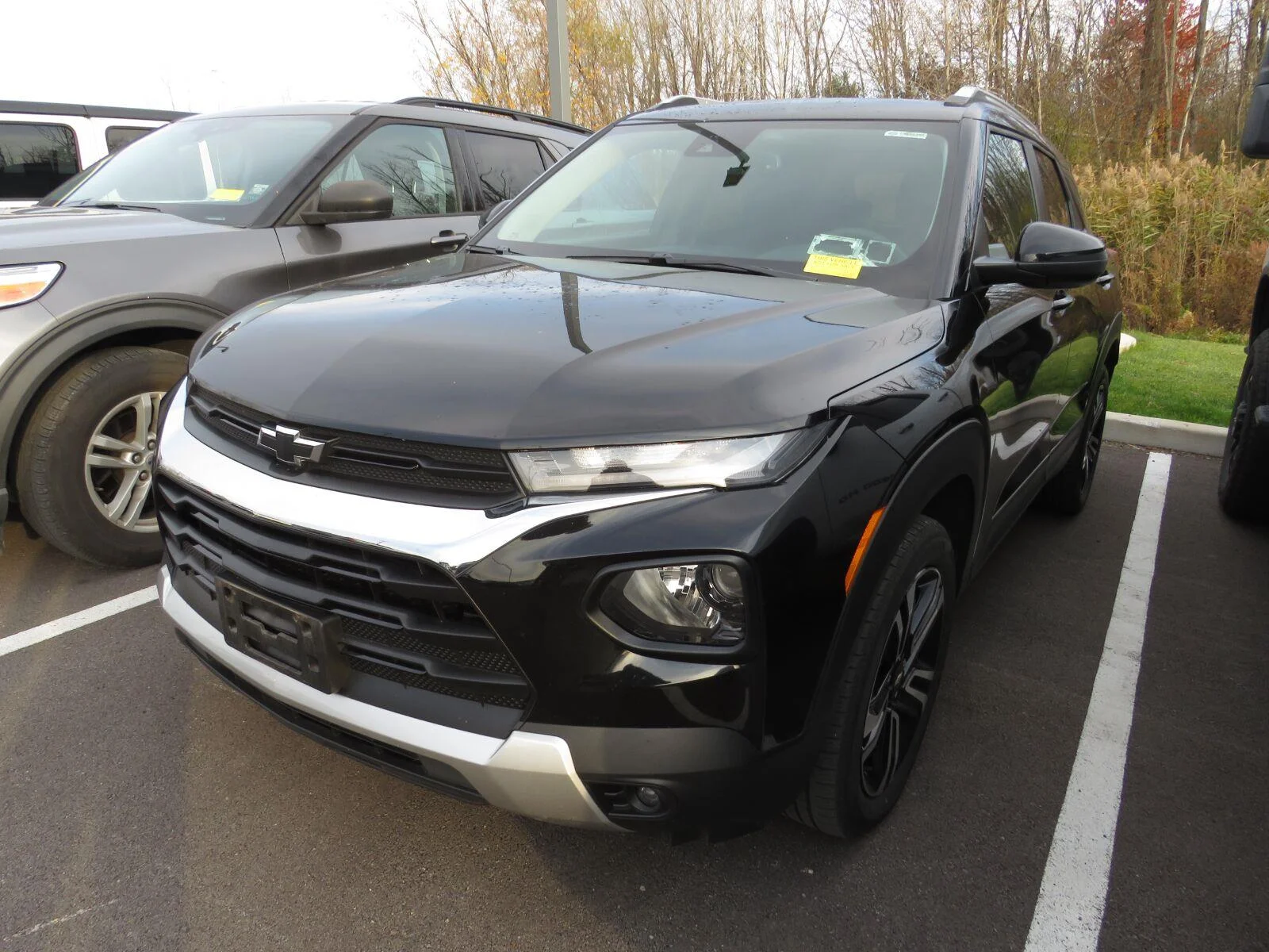 Used 2023 MOSAIC BLACK METALLIC Chevrolet LT image 6