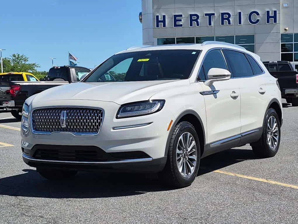 2023 Lincoln Nautilus Reserve