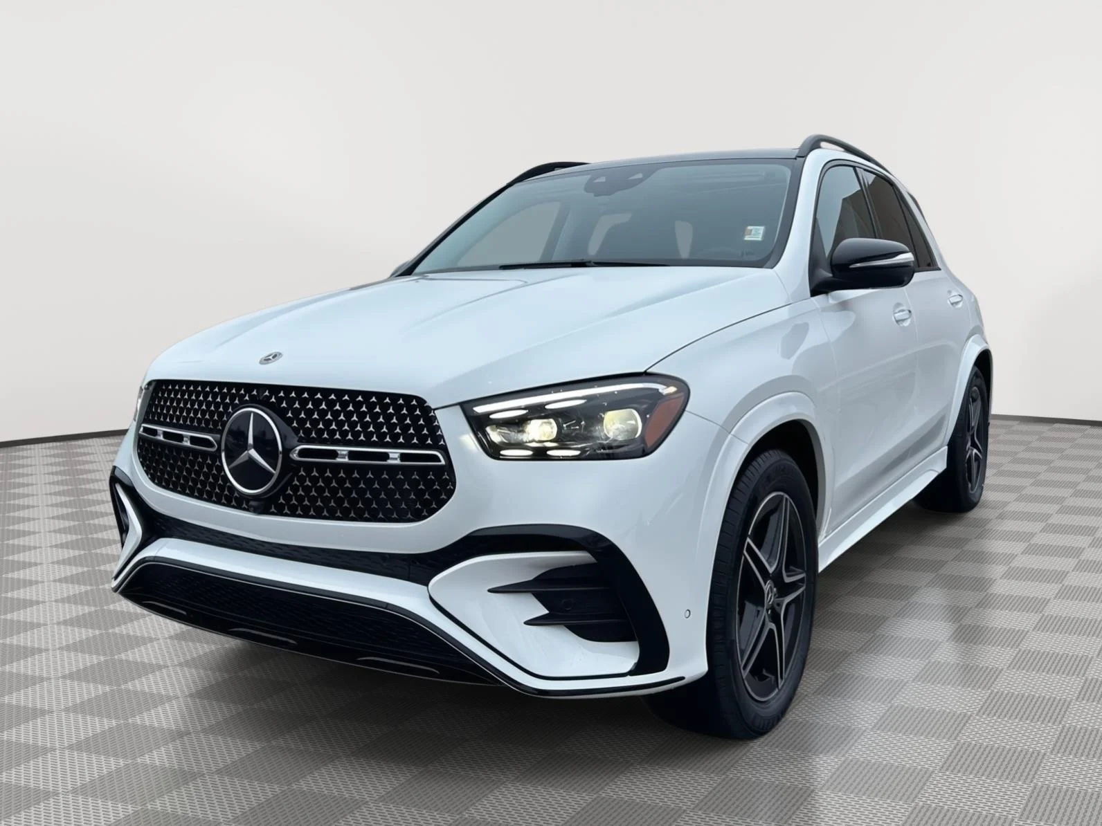 New 2026 Polar White Mercedes-Benz GLE 350 image 7