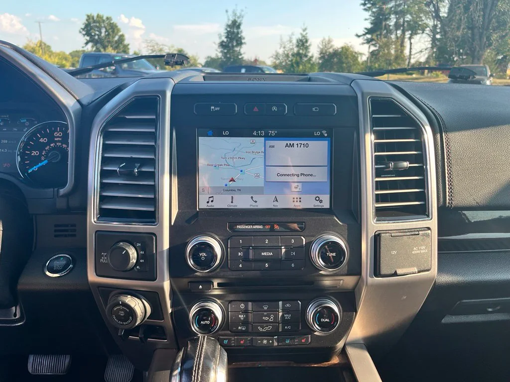 Used 2017 Black Ford Platinum image 19