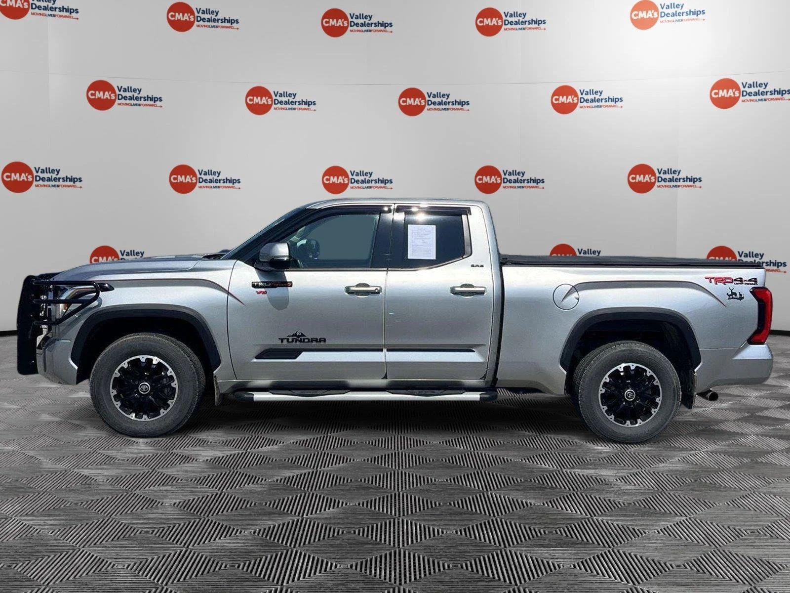Used 2022 Celestial Silver Metallic Toyota SR5 image 4