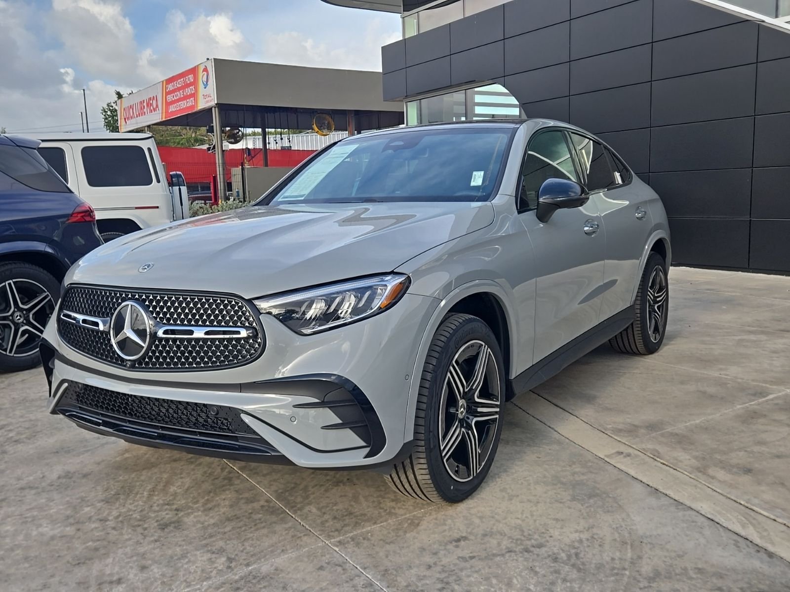 New 2026 MANUFAKTUR Alpine Grey Mercedes-Benz GLC 300 Coupe image 2