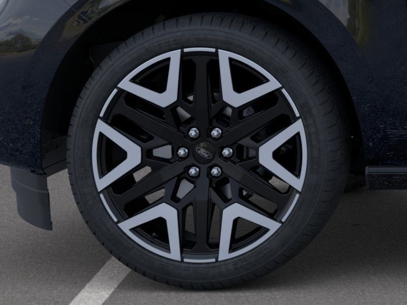 New 2026 Agate Black Metallic Ford MAX Platinum® image 50