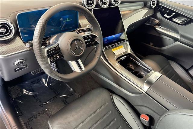 New 2026 Graphite Grey Metallic Mercedes-Benz GLC 300 image 39