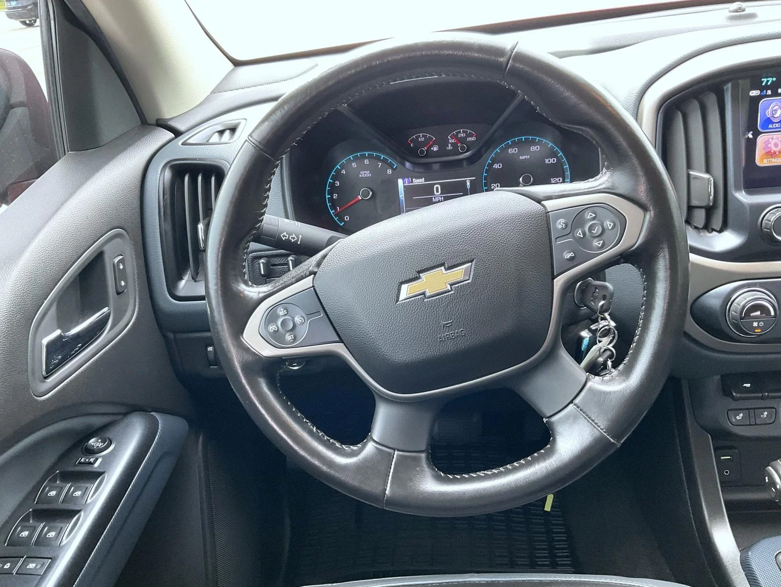 Used 2017 Red Chevrolet Z71 image 13
