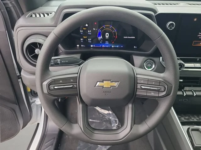 New 2026 Summit White Chevrolet WT image 22
