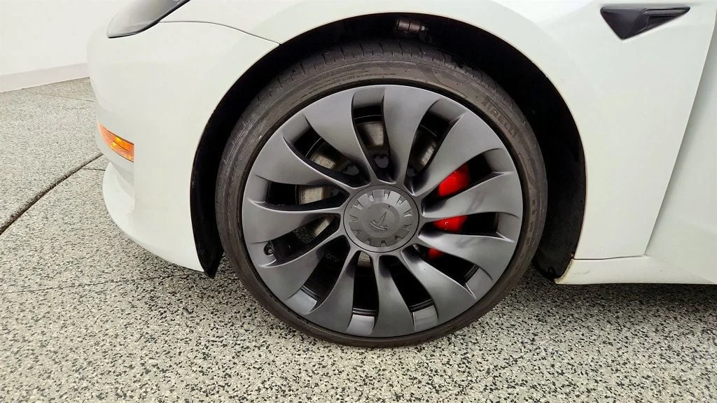Used 2023 Pearl White Multi-Coat Tesla Performance AWD w/ White & Black Premium Interior image 9
