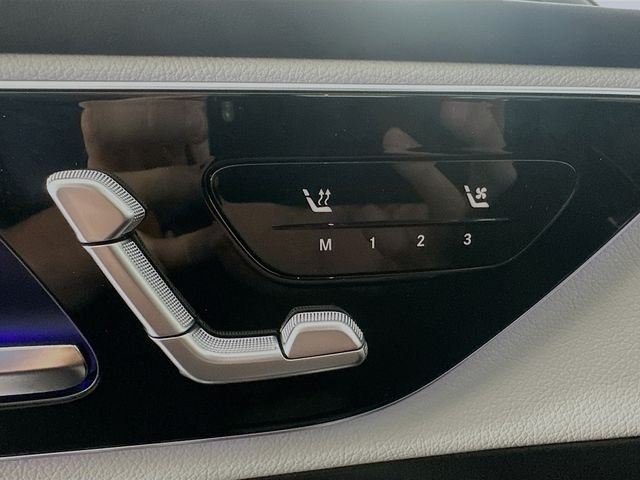 New 2026 Polar White Mercedes-Benz GLC 300 image 20