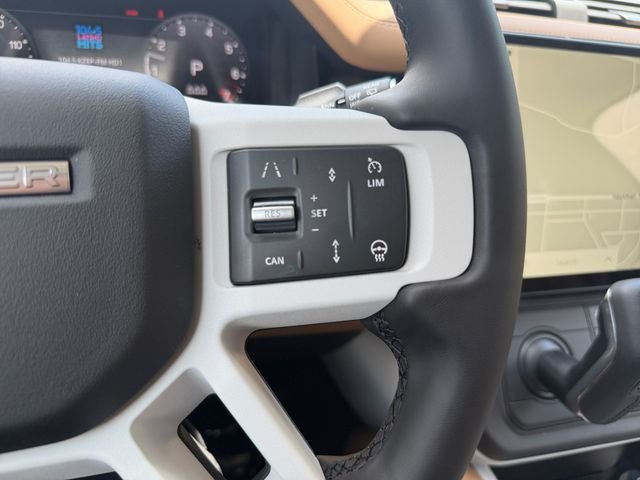 New 2026 Woolstone Green Land Rover X-Dynamic SE image 23