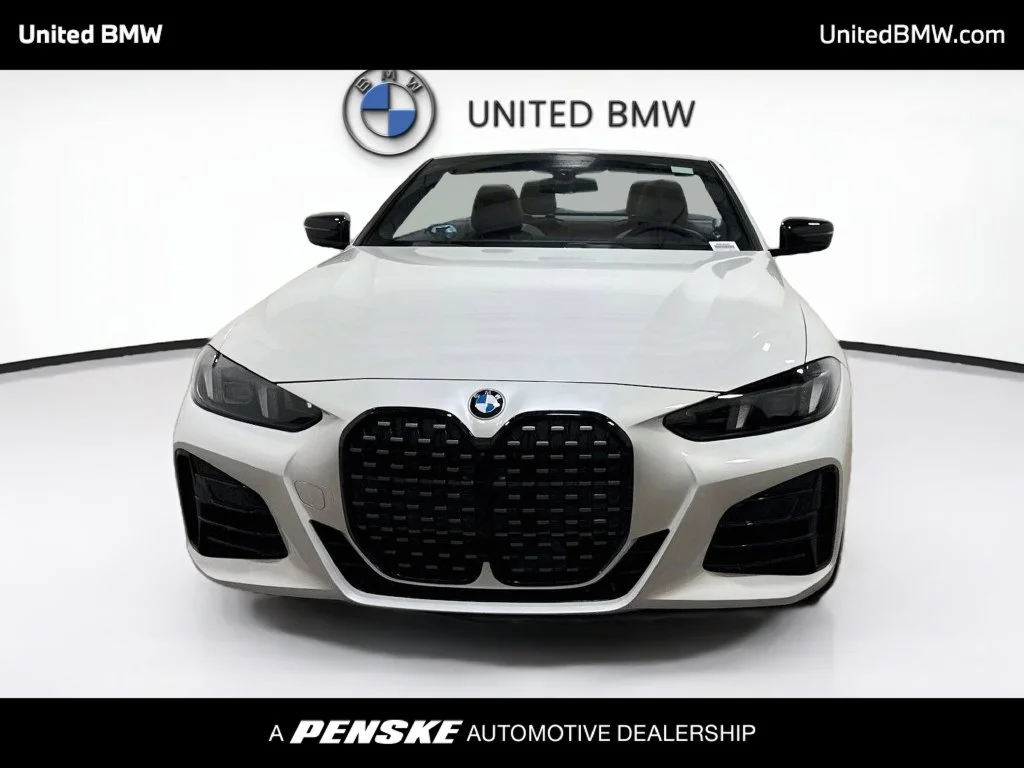 New 2027 Mineral White Metallic BMW 430i xDrive image 2