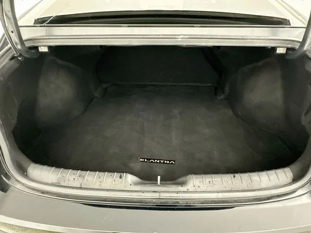 Certified Pre-Owned 2022 Hyundai Elantra SE