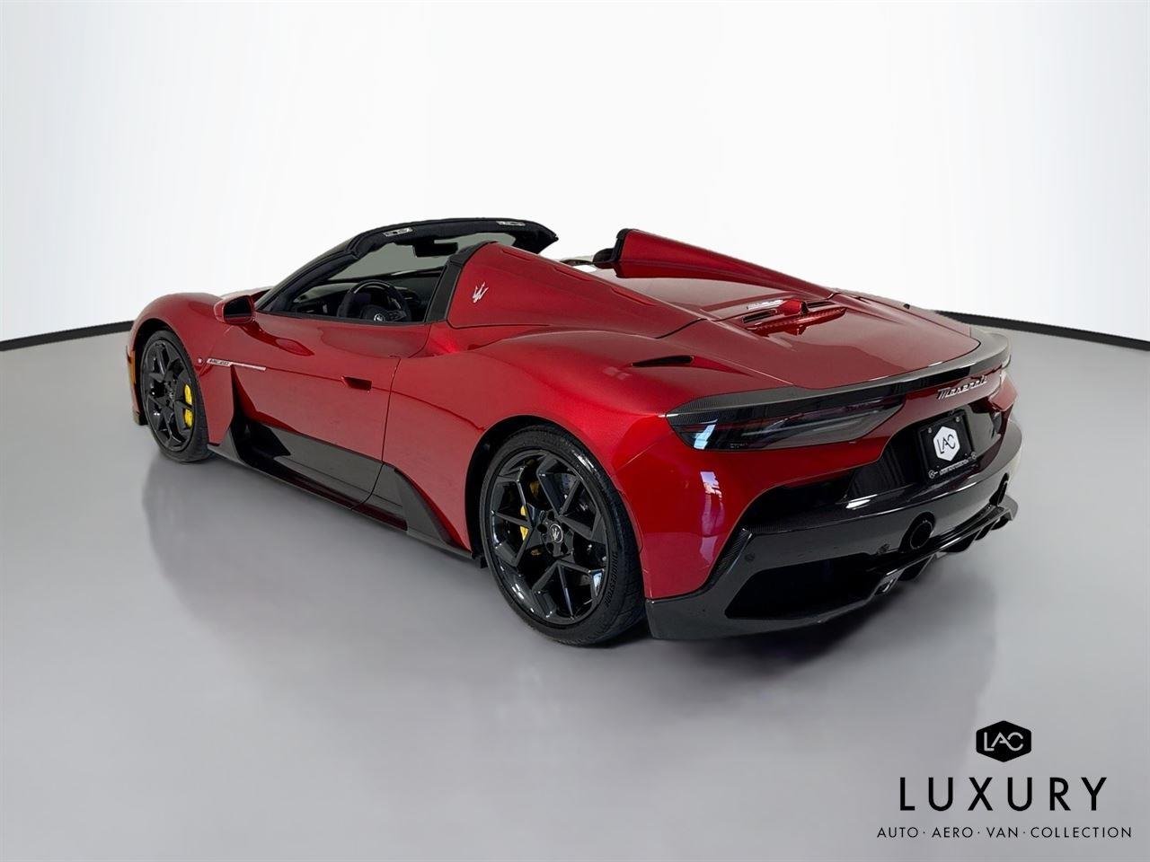 Used 2023 Exclusive Rosso Vincente Maserati Cielo Spider | $350k MSRP | Carbon Race Seats | Int & Ext Carbon image 8