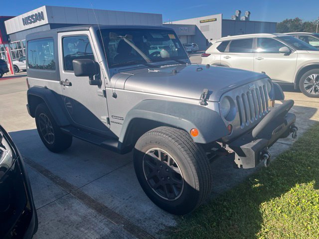 Used 2013 Silver Jeep Sport image 3