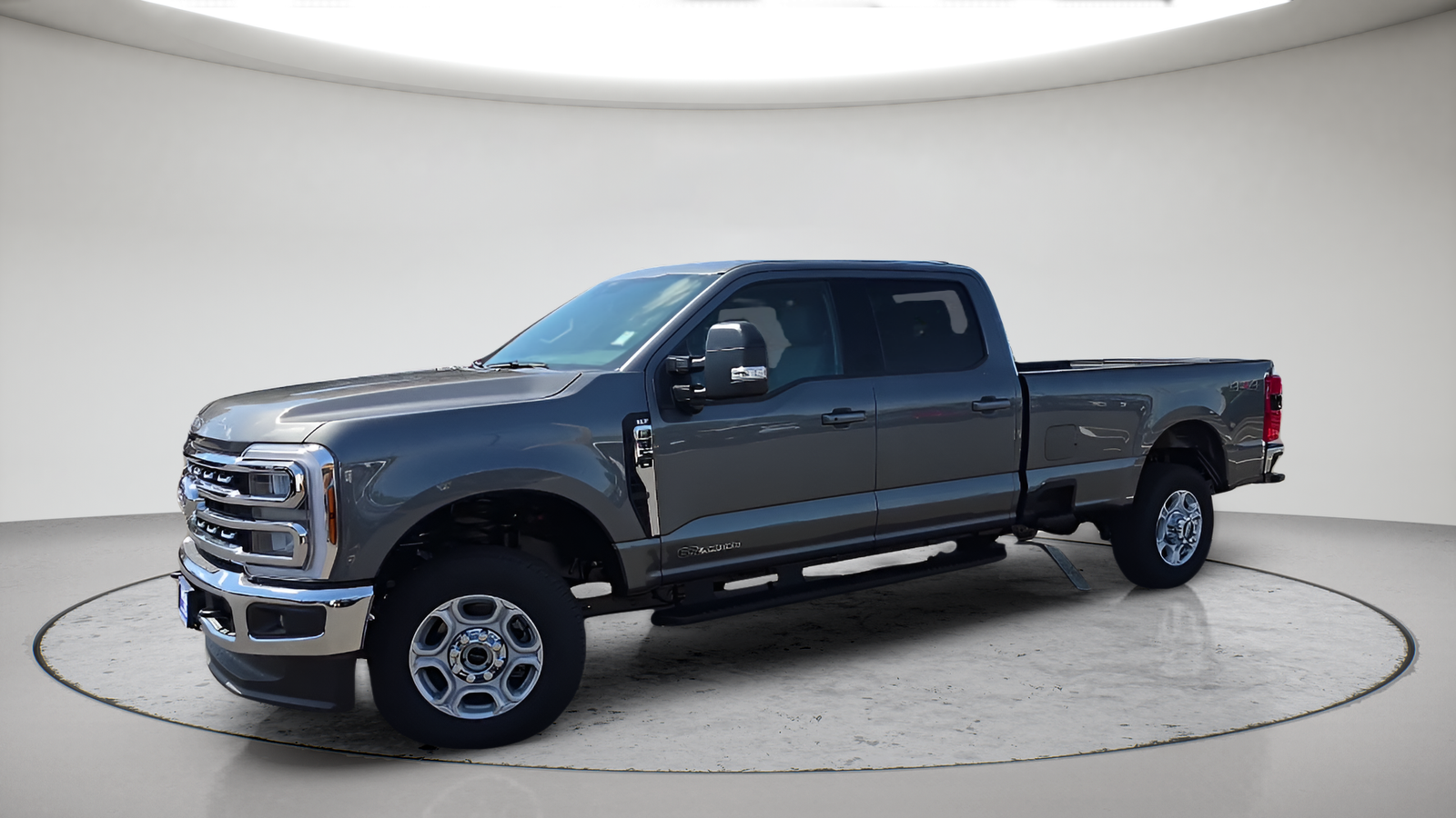 New 2026 Carbonized Gray Metallic Ford F-350® XLT image 12