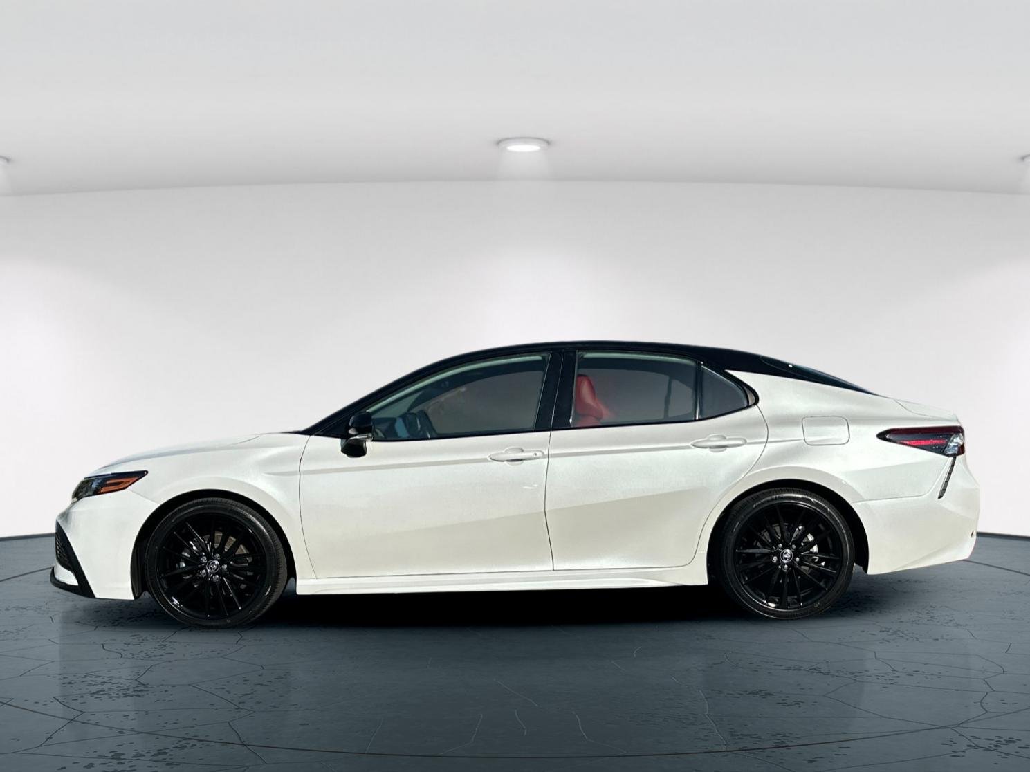 Used 2021 Midnight Black Metallic Toyota XSE 4D Sedan image 3