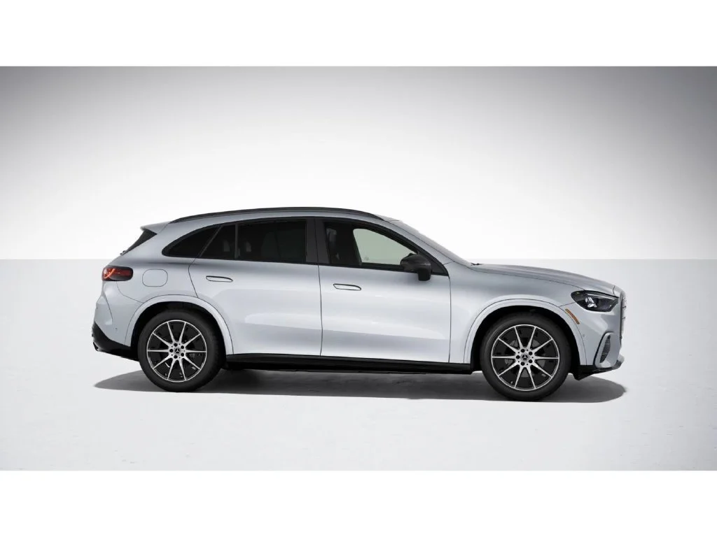 New 2027 Silver Mercedes-Benz GLC 400 image 15
