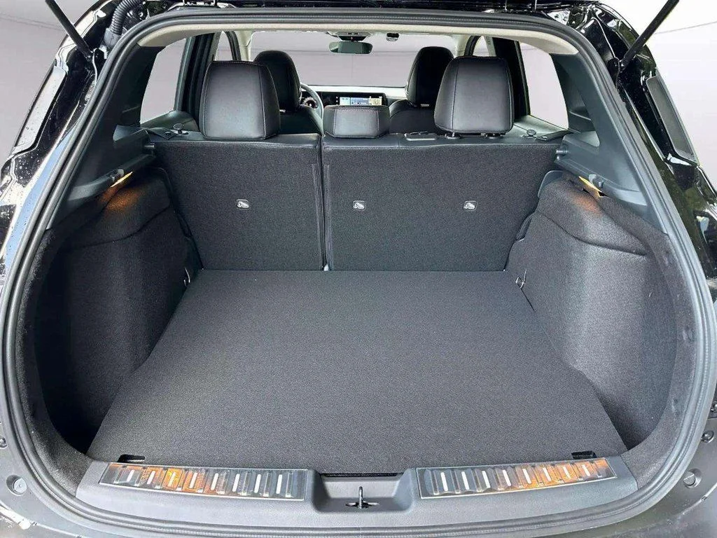 2025 Nissan Kicks SR AWD - Photo 16